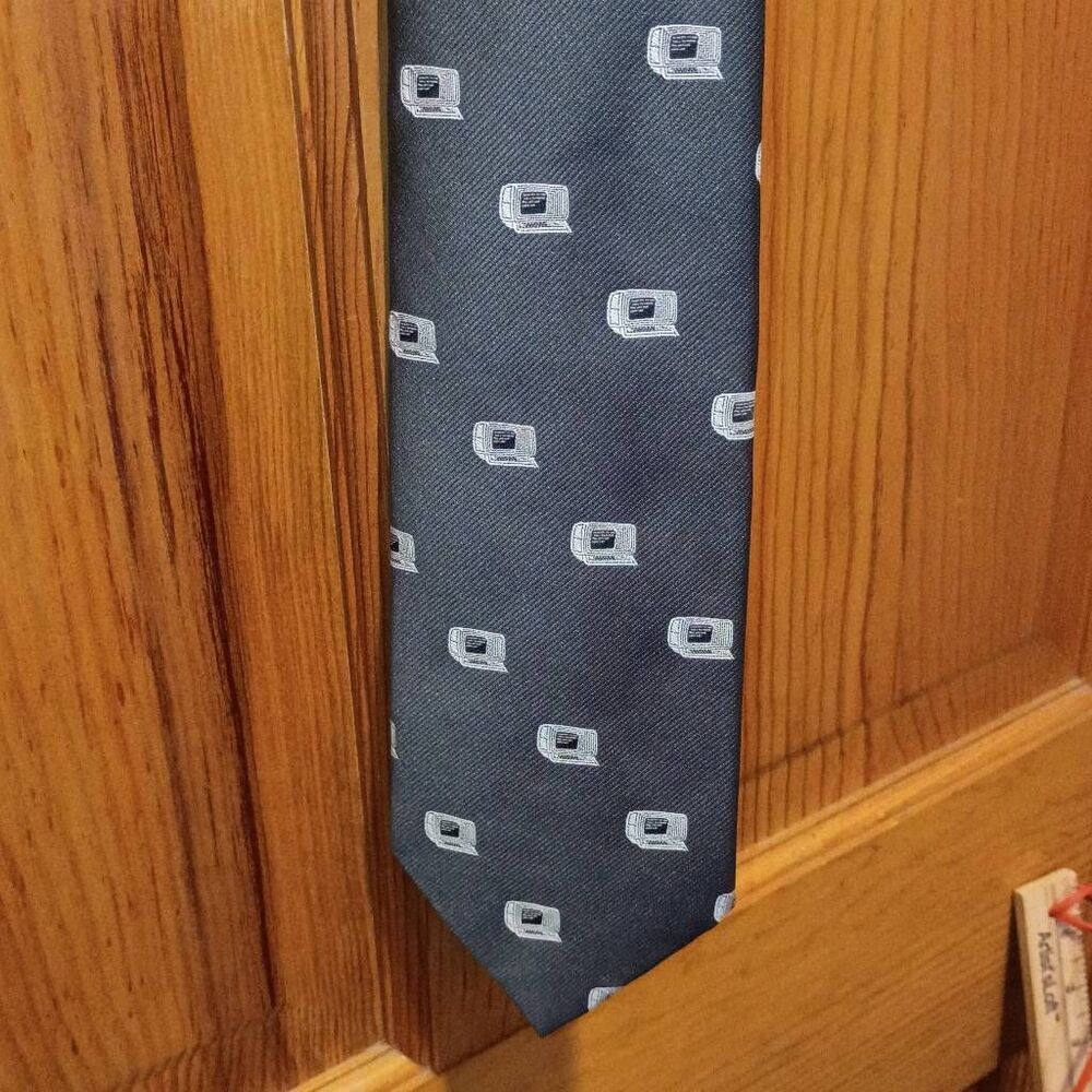 Vintage PC Computer Tie by Excello Cravats - Picture 11 of 12